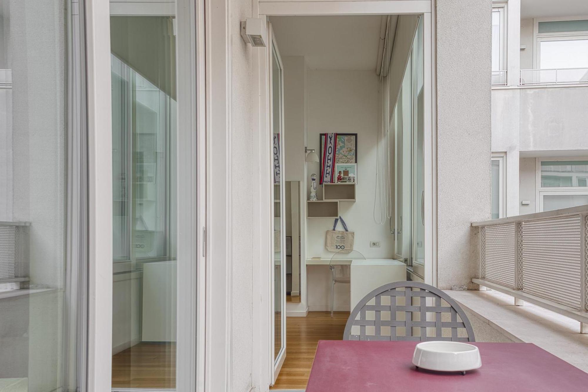 Modern Retreat In The Heart Of * Milan