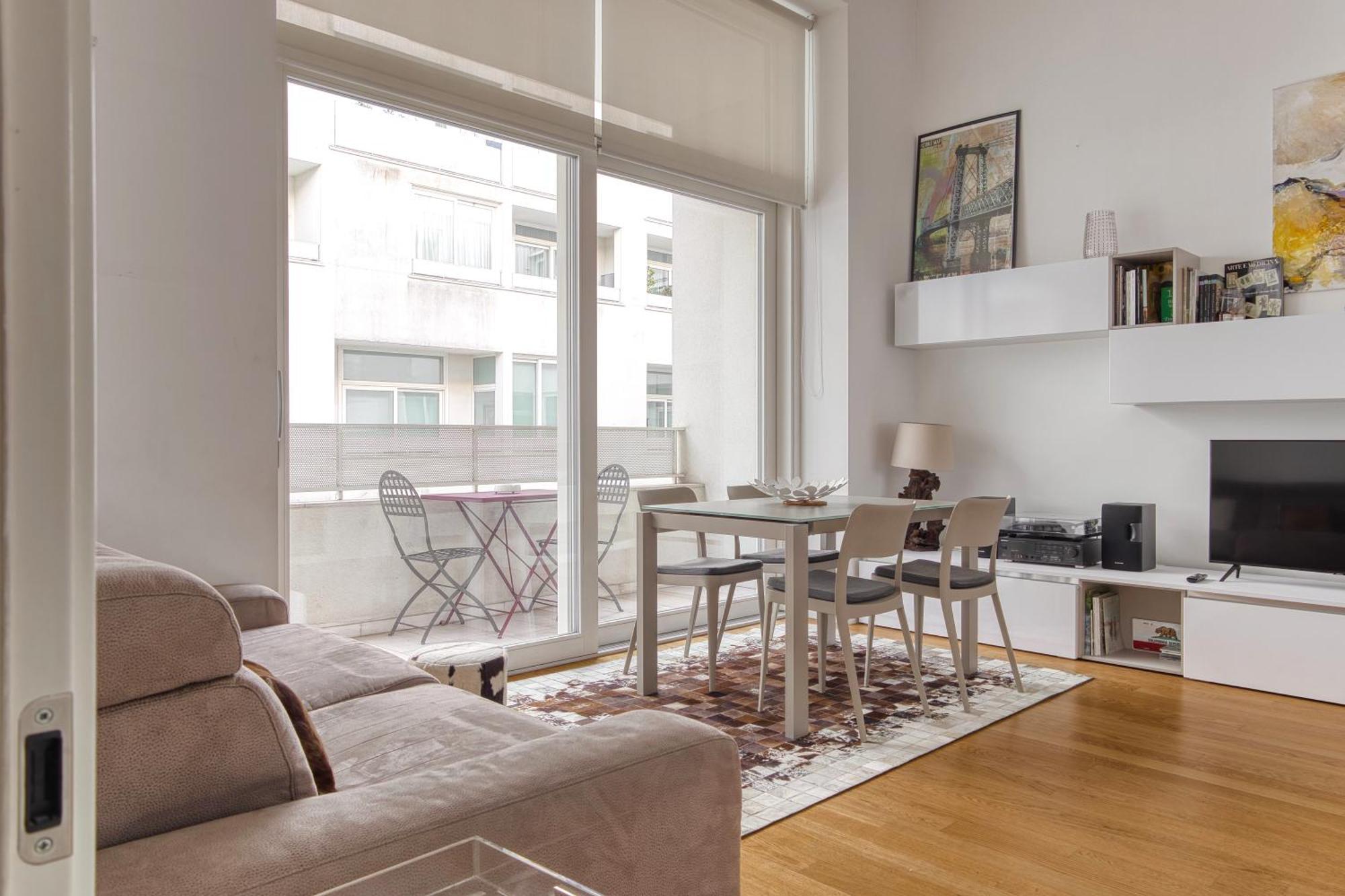 Modern Retreat In The Heart Of Appartement *